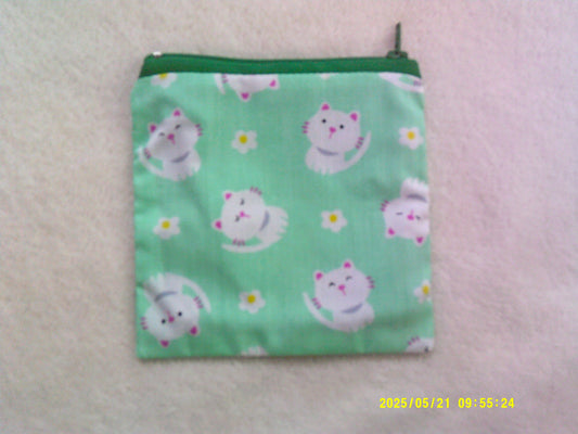 Coin purse , Kittens