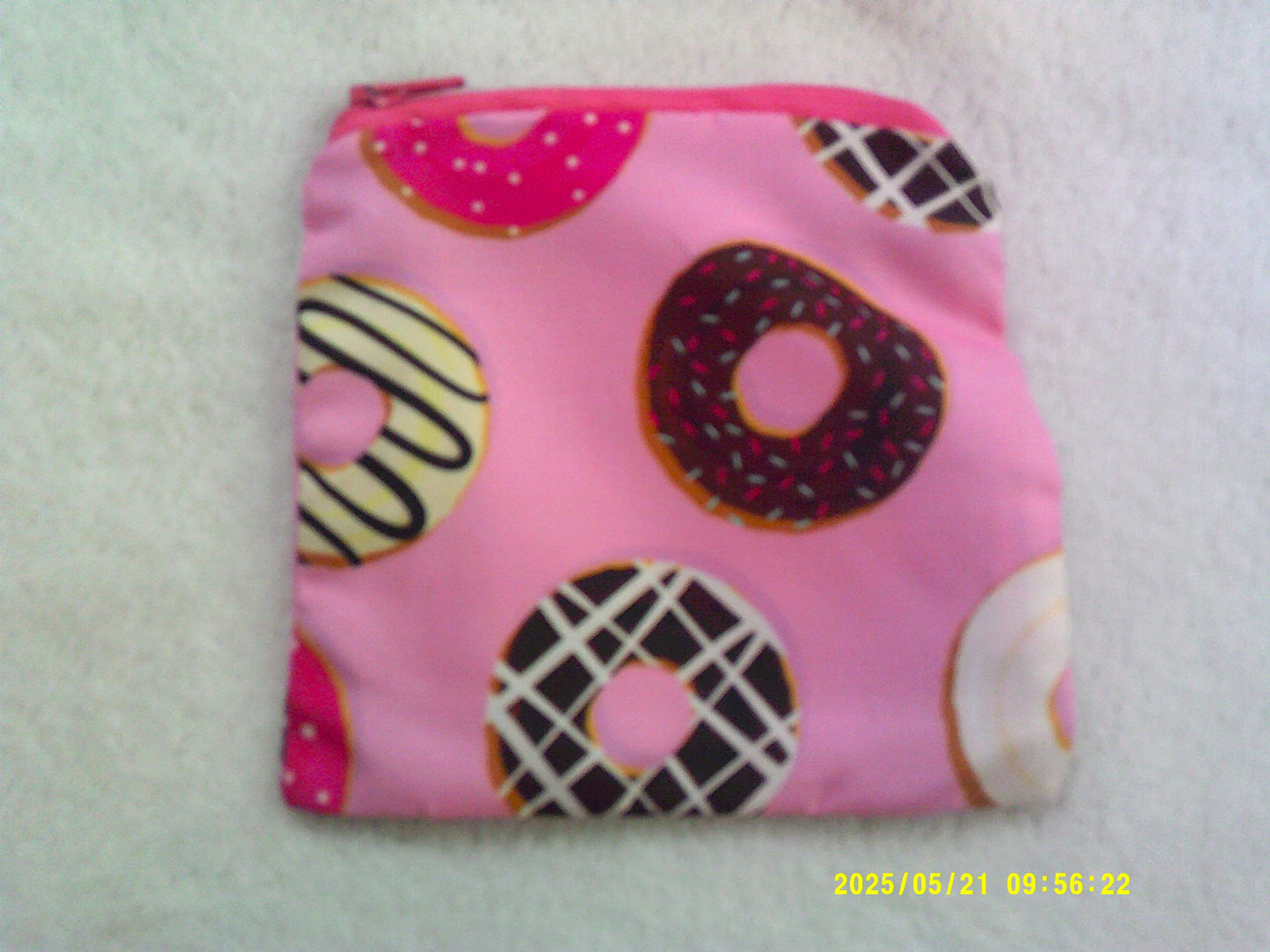 Coin purse , Donuts